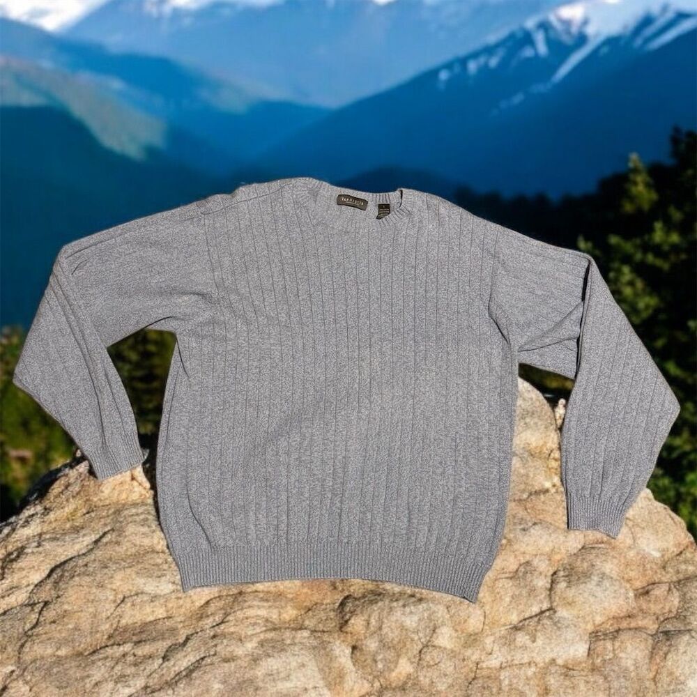Van Heusen Men's Gray Pullover Sweater Medium Crew Neck Long Sleeve